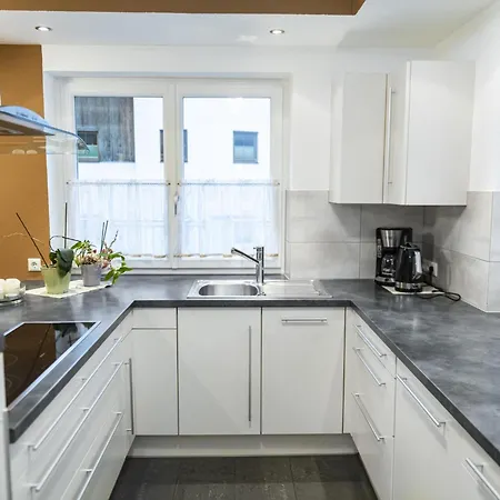 Holiday home Gartentraum 1