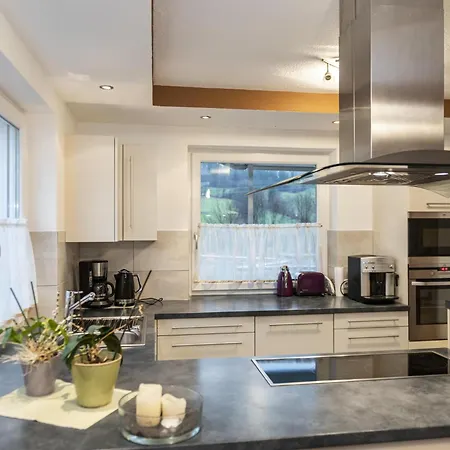 Holiday home Gartentraum 1 Itter